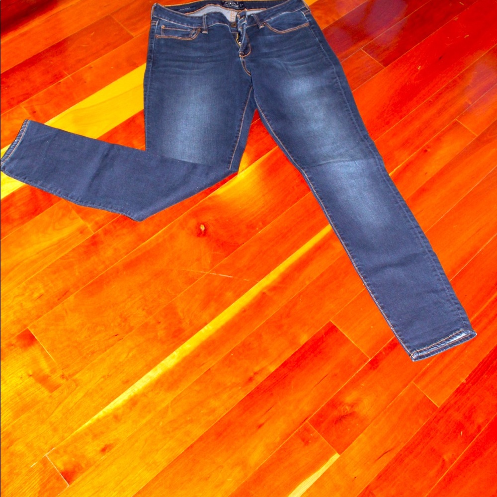 Lucky Jeans